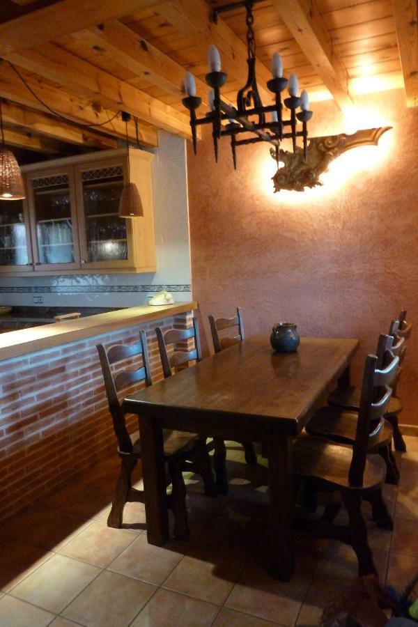Pensjonat La Casa De Bernuy Bernuy de Porreros Zewnętrze zdjęcie